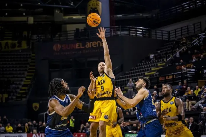 Τα highlights της νίκης της ΑΕΚ απέναντι στην Καρδίτσα για τους 16 του BCL