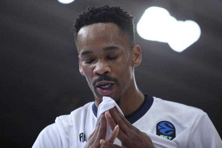 Αποκλεισμένος στο Ντουμπάι ο Στέντμον Λέμον του Πανιωνίου