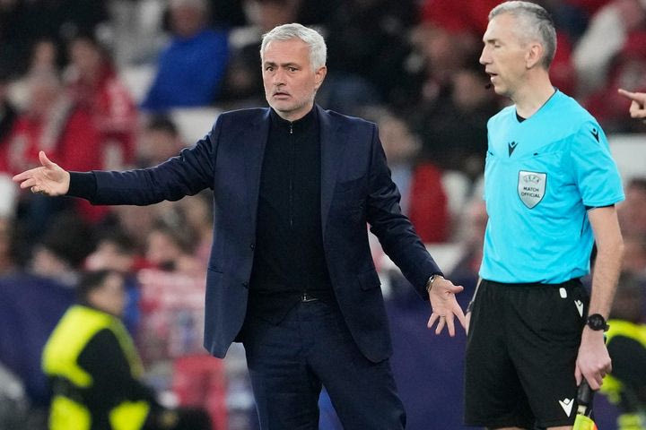 Ο Μουρίνιο δεν παρατάει το πρωτάθλημα: “Να μετατρέψουμε την απογοήτευση σε ενέργεια”