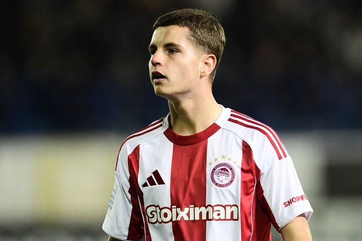 Ολυμπιακός: Αυτά είναι τα έξι μεγάλα κλαμπ που δίνουν μάχη για τον Μουζακίτη, σύμφωνα με Τούρκο δημοσιογράφο