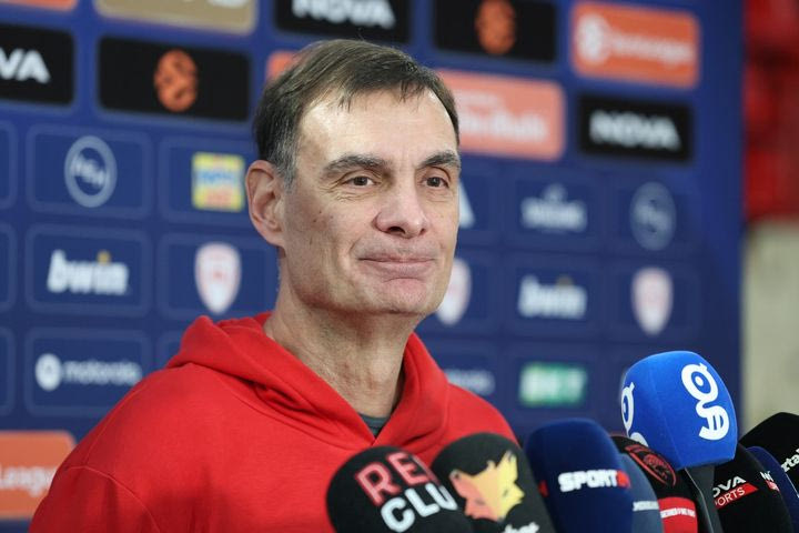 Μπαρτζώκας: “Ενθουσιάστηκα από την πρώτη προπόνηση του Τζόσεφ, το κίνητρό του είναι υψηλό”
