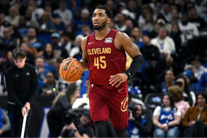 NBA: Οι Καβαλίερς καθάρισαν τους Μάτζικ με τρομερό Μίτσελ, θετικά αποτελέσματα για Σέλτικς και Λέικερς