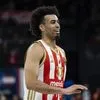 Ο Ερυθρός Αστέρας προηγήθηκε με 21, ηττήθηκε από την Τσεντεβίτα και κινδυνεύει να αποκλειστεί στα προημιτελικά της ABA Liga