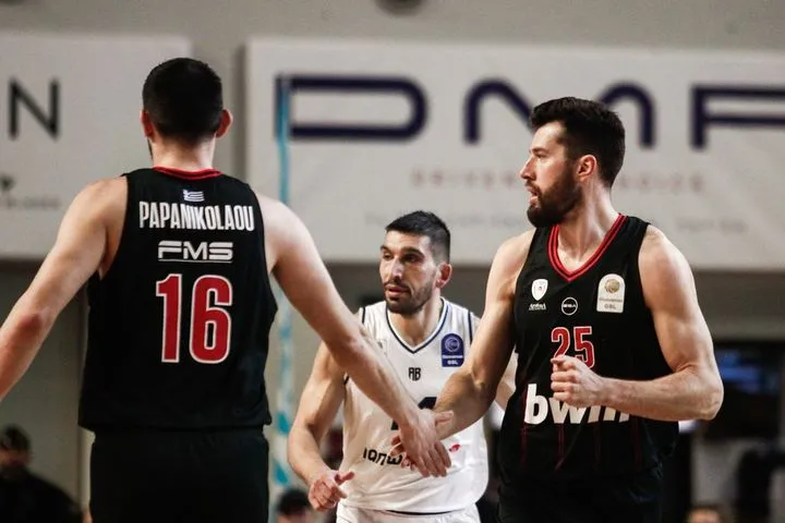 Τα highlights της επικράτησης του Ολυμπιακού απέναντι στην Καρδίτσα