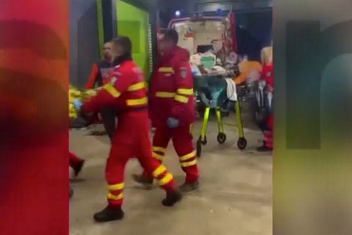 Οπαδοί ΠΑΟΚ, τροχαίο Ρουμανία: Συγκλονιστική στιγμή μέσα από το νοσοκομείο – “Το όνομά σου σε παρακαλώ; – Μάριος”