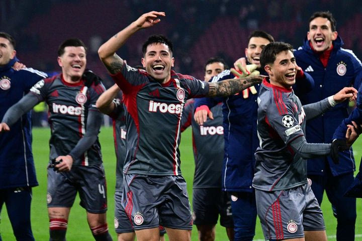 Οι πανηγυρισμοί των παικτών του Ολυμπιακού