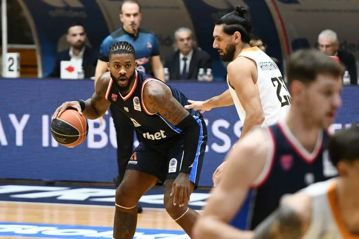 Stoiximan GBL: Το τρομερό πρώτο ημίχρονο του Γουάτσον απέναντι στον Προμηθέα