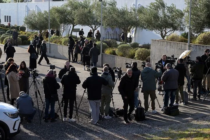 Το τελευταίο αντίο στον Γιώργο Παπαδάκη – Πλήθος κόσμου στη Ριτσώνα