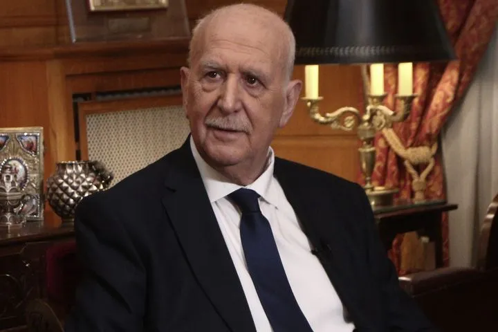 Πέθανε ο Γιώργος Παπαδάκης