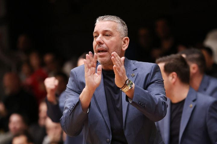 Παπαθεοδώρου: “Ξεκάθαρος στόχος μας η επιβίωση της ομάδας”