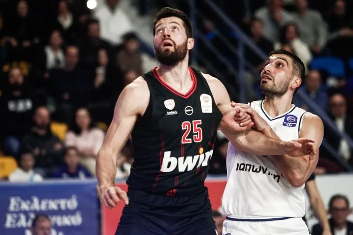 Το εντυπωσιακό τρίτο δεκάλεπτο του Πίτερς κόντρα στην Καρδίτσα, όταν και σημείωσε 17 πόντους