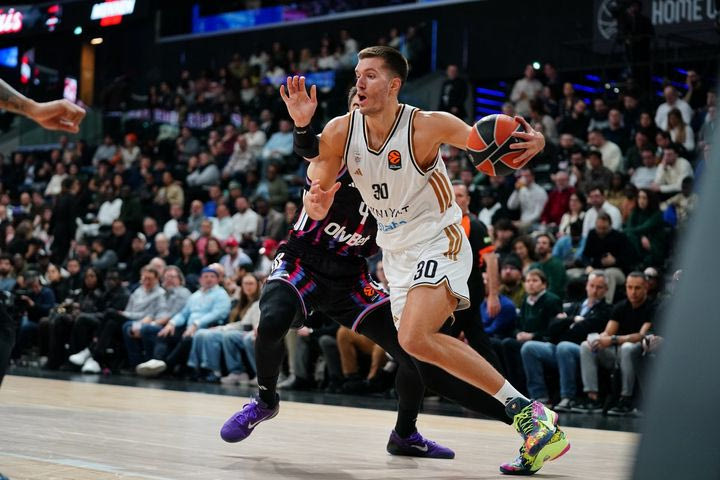 Παρί – Dubai BC 79-99: Διέλυσε τους Παριζιάνους με εντυπωσιακό Πετρούσεβ