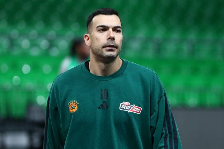 Σλούκας: “Δεν θυμάμαι κάποια χρονιά που όλα πήγαν τέλεια, αυτή είναι η ομορφιά”