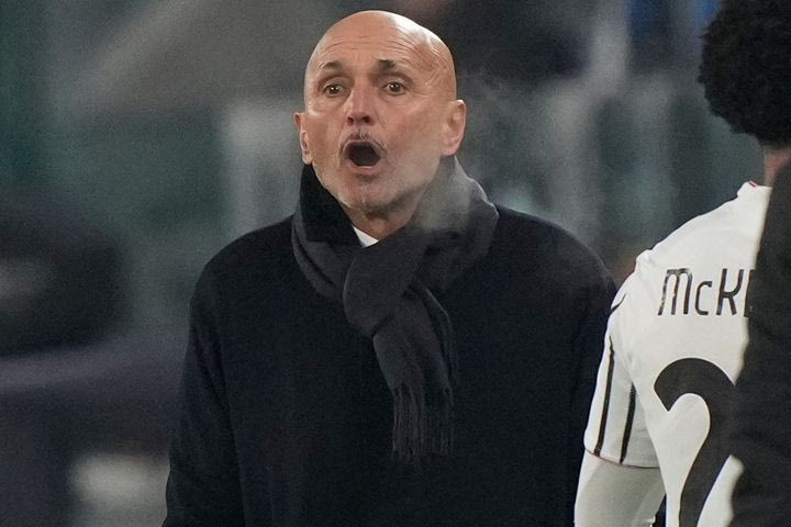 Επικός διάλογος Σπαλέτι με οπαδό: “Εάν δεν σου αρέσει η Γιουβέντους, κάτσε σπίτι σου”