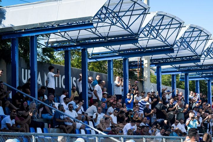 Πρόεδρος Ελλάς Σύρου για την αλλαγή έδρας: "Το στέγαστρο δεν έχει υποστεί την παραμικρή ζημιά, το Υπουργείο Αθλητισμού το πληροφορήθηκε από site"