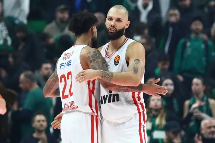 Παναθηναϊκός AKTOR – Ολυμπιακός: Το δραματικό τελευταίο λεπτό στην τιτανομαχία της Ευρώπης