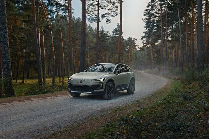 Διαθέσιμο για παραγγελίες το νέο SUV της Volvo: Το EX60 XC είναι σχεδιασμένο για να κάνει και να βλέπει περισσότερα