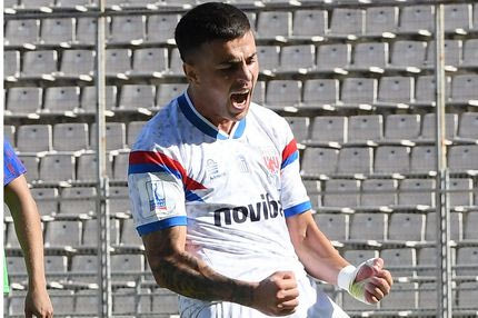 Ο Ολυμπιακός βρίσκεται σε συζητήσεις για διπλό χτύπημα από τον Βόλο, έκλεισε τον Βαρσάμη από την ΑΕΛ Novibet