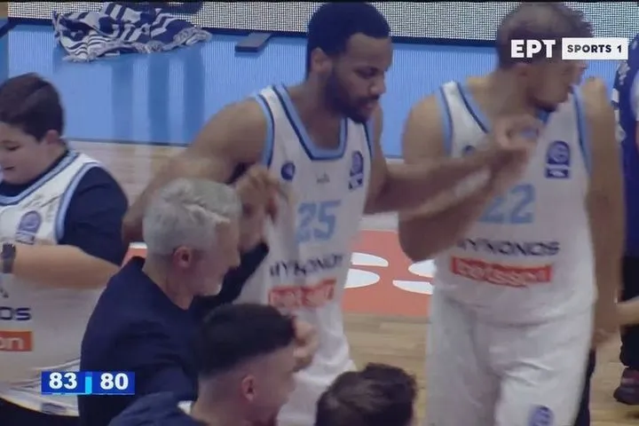 Ο Ζιάγκος και οι παίκτες της Μυκόνου Betsson χόρεψαν “Το γλέντι” μετά τη σημαντική νίκη κόντρα στον Ηρακλή