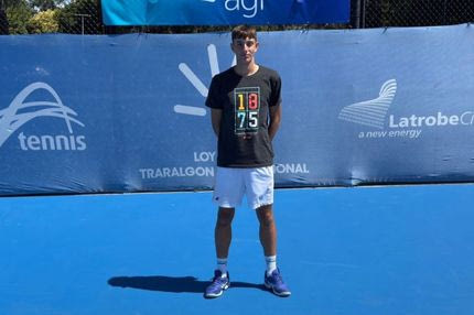 Ποιος είναι ο 17χρονος Οδυσσέας Γελαδάρης που προκρίθηκε στο κυρίως ταμπλό του Australian Open