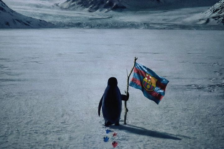 Τι συμβολίζει ο “μοναχικός πιγκουίνος” στα posts της Μπαρτσελόνα και της Ατλέτικο