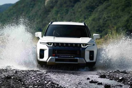 Λόγω τιμής το KGM Torres HEV είναι ένας ασυναγώνιστος συνδυασμός επιδόσεων, χαμηλής κατανάλωσης και χώρων στα μεγάλα SUV