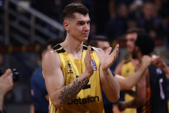 Ο Άρης αποχαιρέτησε τον Γιώργο Γκιουζέλη – Βρήκε ήδη τον επόμενο σταθμό του