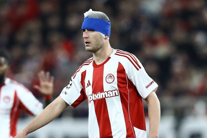 Ολυμπιακός – Λεβερκούζεν: Δεν κατάφερε να συνεχίσει ο Πιρόλα, στη θέση του ο Μπιανκόν