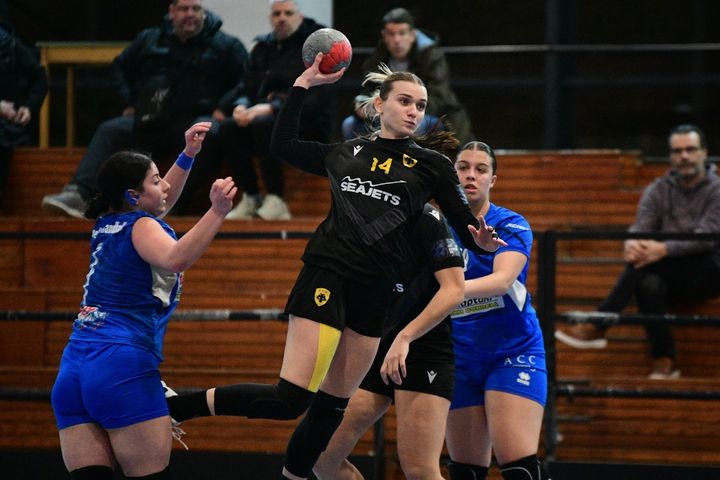 Α1 Χάντμπολ γυναικών: Άνετες νίκες για ΑΕΚ και ΠΑΟΚ που συνεχίζουν στην κορυφή