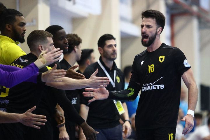 Η ΑΕΚ προκρίθηκε στον τελικό του Κυπέλλου χάντμπολ ανδρών με ηγέτη τον Τοριάνι και ετοιμάζεται για τιτανομαχία με τον Ολυμπιακό