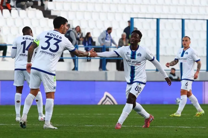 Ο Αμανί ξαναέβαλε στο ματς την Κηφισιά με δυνατό σουτ εκτός περιοχής