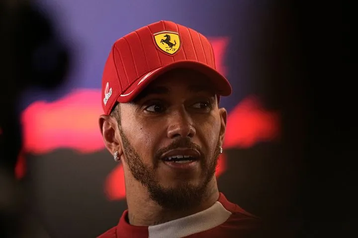 Ένας αλλιώτικος Χάμιλτον: “Πέρσι είχα ξεχάσει ποιος είμαι. Αλλά τώρα δεν πάω πουθενά”