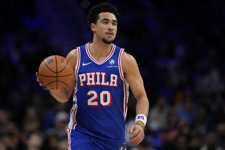 Οι Οκλαχόμα Σίτι Θάντερ έδωσαν 4 draft picks για ταλαντούχο ρολίστα των Σίξερς