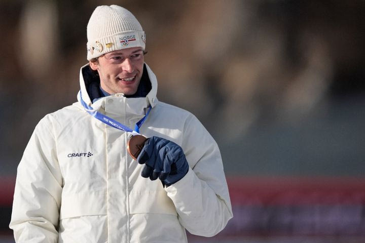 Χειμερινοί Ολυμπιακοί Αγώνες: Ο Λέγκρεϊντ εξομολογήθηκε on air την απιστία του αλλά η συγγνώμη του δεν έγινε δεκτή