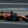 Η McLaren πέτυχε τον πρώτο χρόνο, η Red Bull έκλεψε τις εντυπώσεις την πρώτη μέρα στο Μπαχρέιν