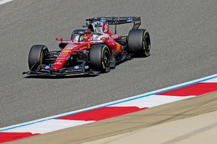 Το νέο μεγάλο βήμα της Ferrari: Με spec-B κινητήρα και αεροδυναμικές αναβαθμίσεις η SF-26 στο Μπαχρέιν