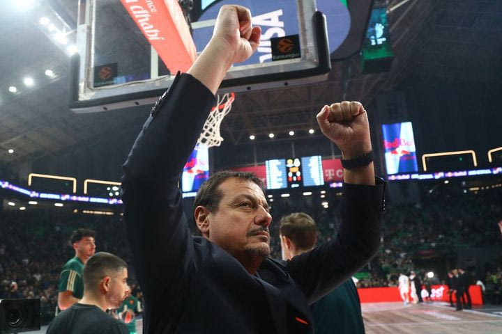 Παναθηναϊκός AKTOR – Ρεάλ: Καθολική αποθέωση για τον Εργκίν Αταμάν στο Telekom Center Athens