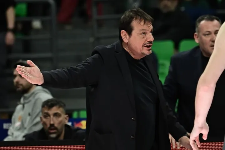 Παναθηναϊκός – Κολοσσός: Ο Αταμάν κοούτσαρε κανονικά τους πράσινους στο δεύτερος μέρος