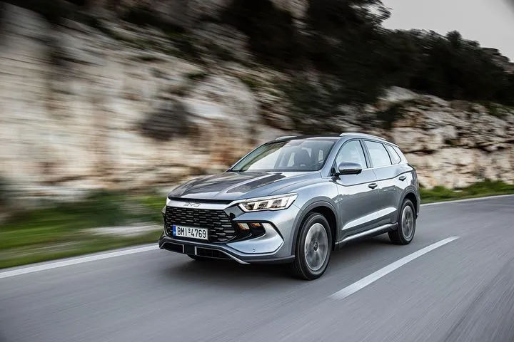 Οδηγούμε στην Ελλάδα το BYD Sealion 5 DM-i, το Plug-in υβριδικό D-SUV με την άπαιχτη τιμή