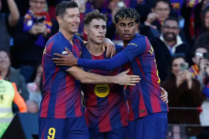 Η Μπαρτσελόνα καθάρισε άνετα τη Μαγιόρκα και συνεχίζει στην κορυφή