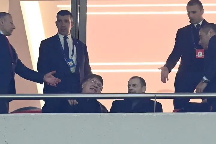 Ολυμπιακός – Λεβερκούζεν: Ο Τσέφεριν και ο Θεοδωρίδης βρέθηκαν στο “Γ. Καραϊσκάκης”