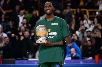 Κατέκτησε το βραβείο του MVP ο Χέιζ-Ντέιβις στον τελικό του Allwyn Final 8