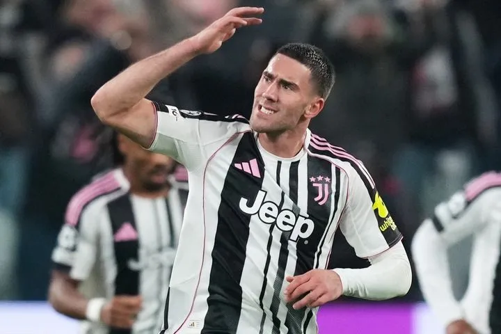 Μπαρτσελόνα: Ο προπονητής φυσικής κατάστασης της εθνικής Σερβίας στέλνει τον Βλάχοβιτς στους μπλαουγκράνα το καλοκαίρι