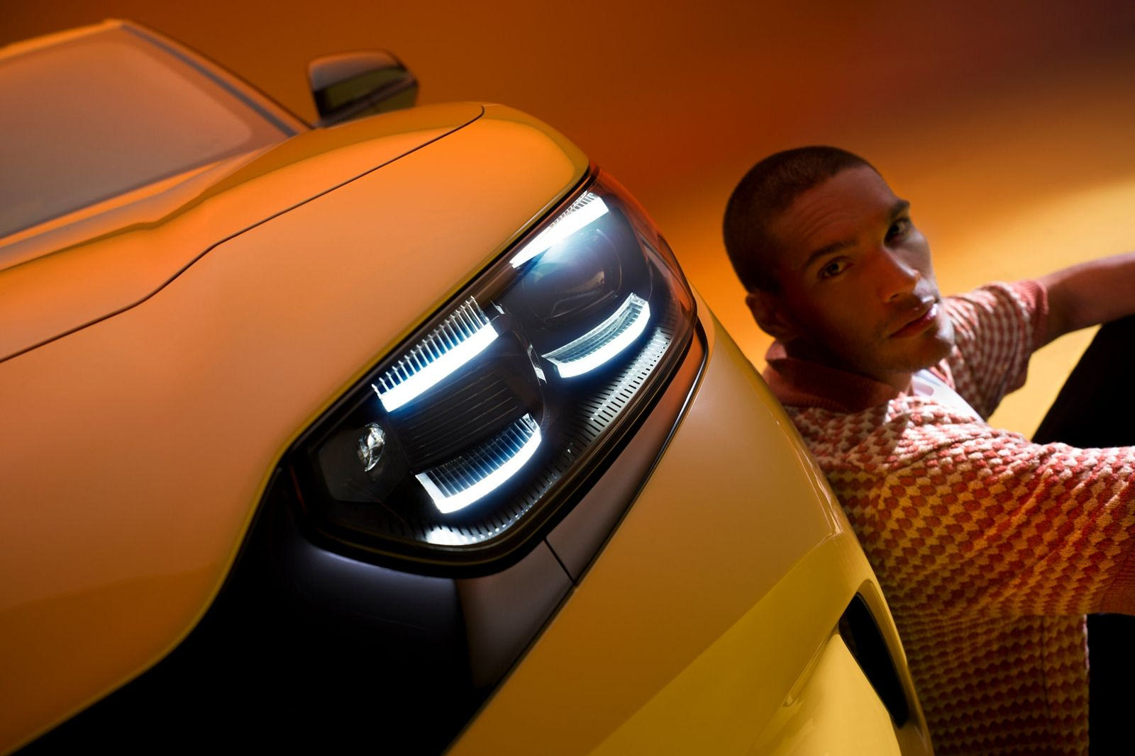 Ακόμα περισσότερη ασφάλεια με την προηγμένη τεχνολογία φωτισμού Matrix LED στα SUV της Ford