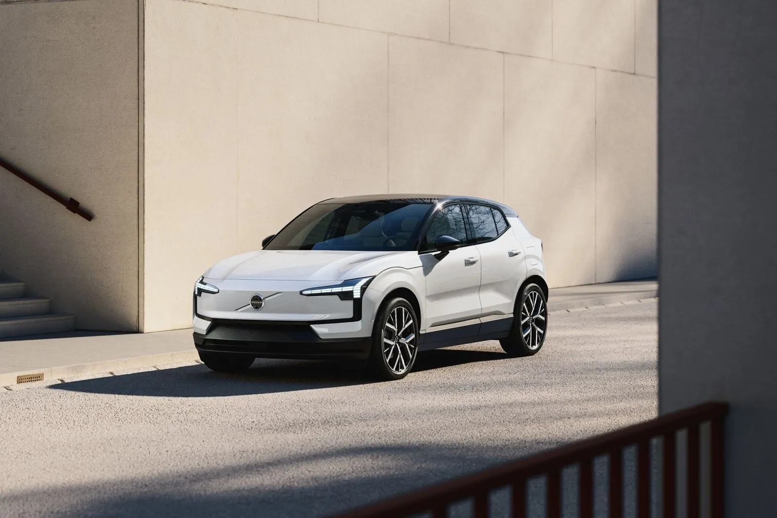 Αναβαθμίσεις και νέες εκδόσεις για το EX30- Το μικρότερο SUV της Volvo με 150 ίππους και πιο ελκυστικό από ποτέ