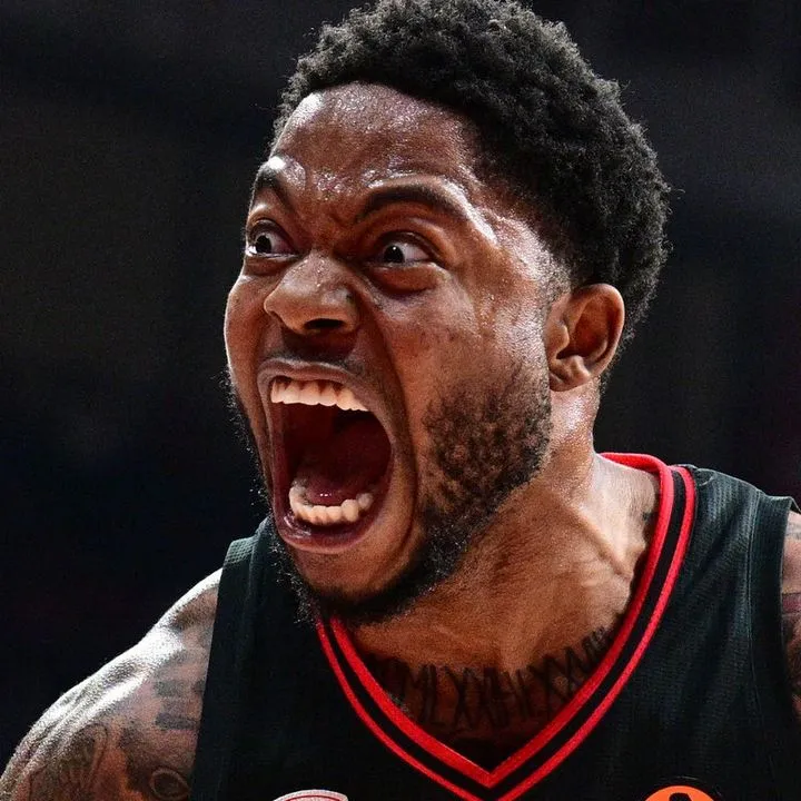 Τotal Basketball: Ο Ολυμπιακός έτρεχε με 109 και σάρωσε την Βίρτους στο ΣΕΦ - Λατρεία οπαδών για τον Μπαρτζώκα