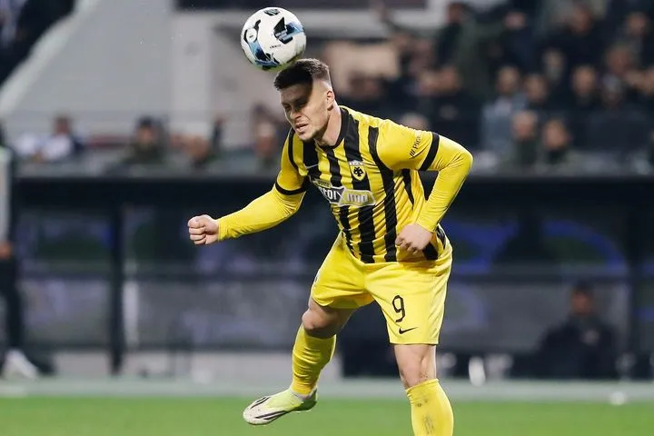 ΑΕΚ: Η κεφαλιά του Γιόβιτς στο 94′ από άλλη οπτική και οι πανηγυρισμοί του πάγκου στο πέναλτι του Στρακόσα