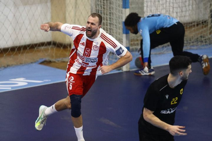 Κύπελλο χάντμπολ ανδρών, η Χρυσή Βίβλος: Ο Ολυμπιακός έφτασε τα τέσσερα τρόπαια