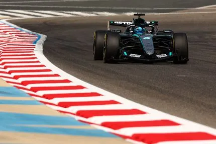 Προβλήματα για τις Mercedes και Red Bull, το δεύτερο πρωί στο Μπαχρέιν