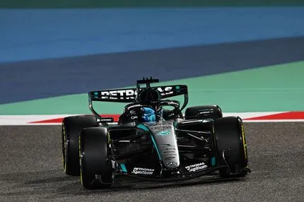 Ανατροπή: H Mercedes ξαφνικά φαίνεται να "χάνει το παιχνίδι" του τρικ συμπίεσης του κινητήρα της